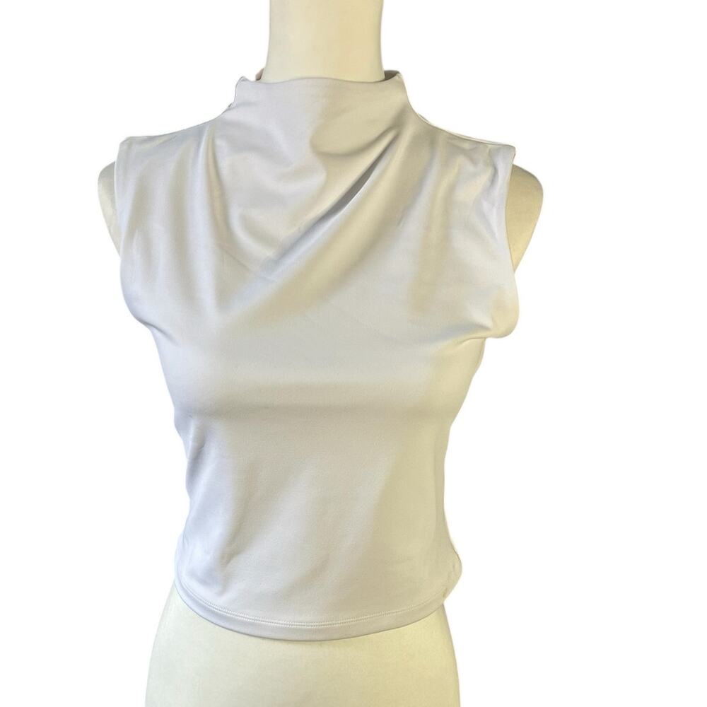 Express White Body Contour Sleeveless Top Medium